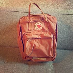 Fjarllraven back pack